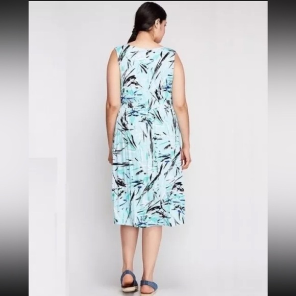 Lane Bryant Surplice V-Neck Smocked-Waist Jersey Midi Dress Plus Size 26 / 28 - Picture 5 of 9